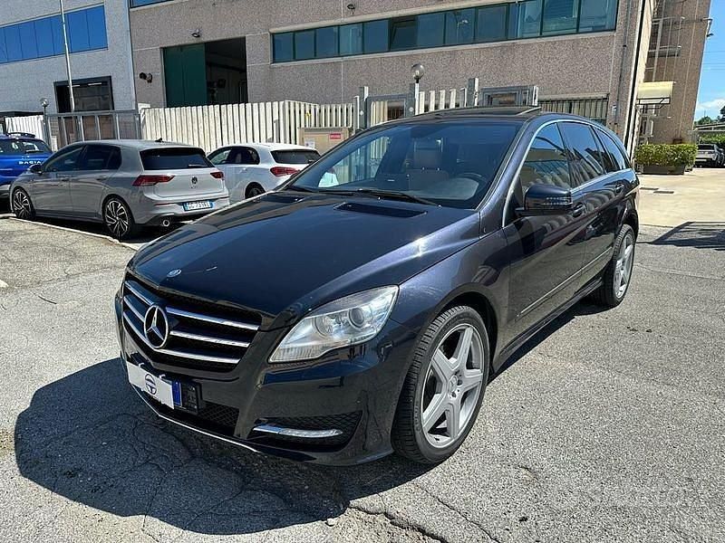 Usata Mercedes R350 Premium 265 CV (194 kW) 2010 Nero Monovolume