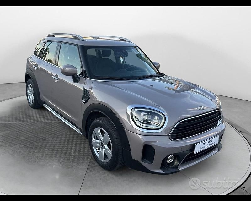 Usata Mini One Countryman Essential 102 CV (75 kW) 2021 Rosso SUV