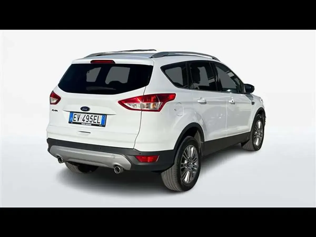 Usata Ford Kuga Titanium 140 CV (102 kW) 2014 Bianco SUV