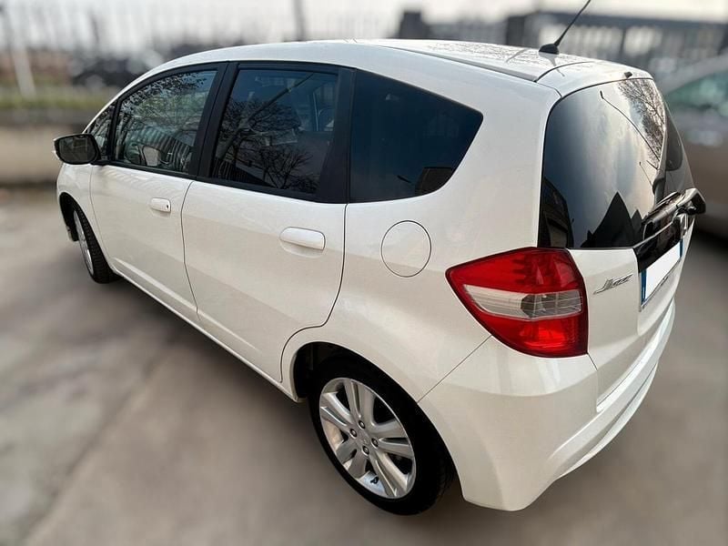 Usata Honda Jazz 99 CV (72 kW) 2015 Bianco Utilitaria