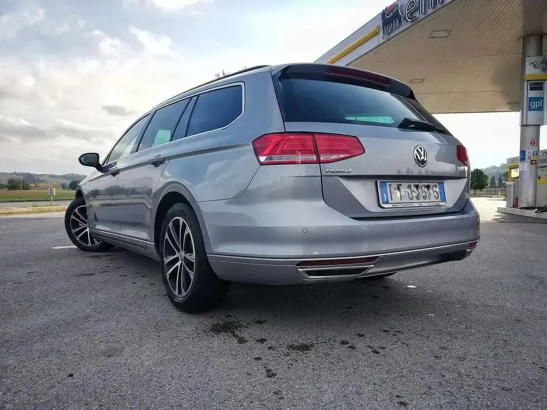 Usata VW Passat Business 150 CV (110 kW) 2019 Station wagon