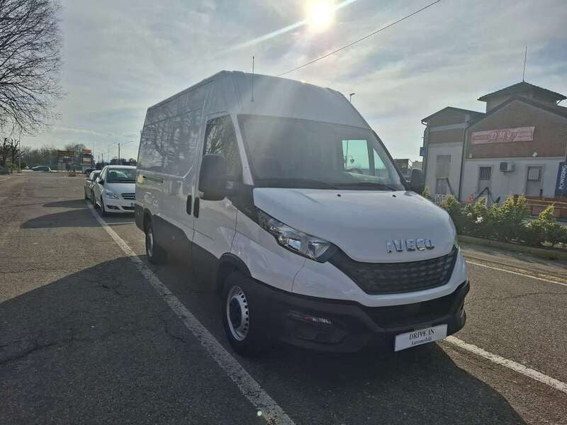 Bianco Usata 2021 Iveco Daily Furgone | 20.990 € (Super prezzo) - Immagine 1/4