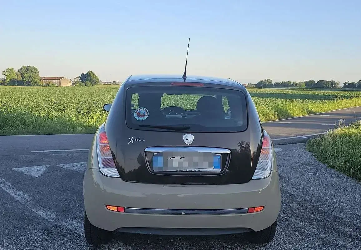 Usata Lancia Ypsilon 60 CV (44 kW) 2007 Utilitaria