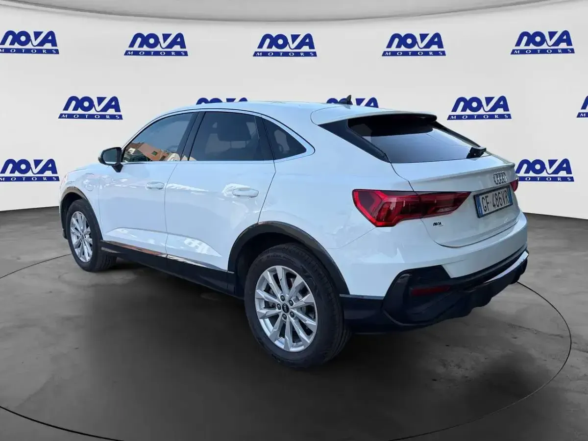 Usata Audi Q3 Sportback Business Plus 150 CV (110 kW) 2021 Bianco SUV
