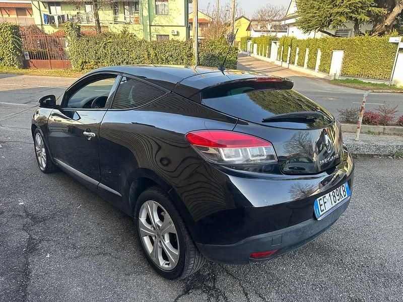 Usata Renault Mégane Coupé 131 CV (96 kW) 2010 Nero Coupé
