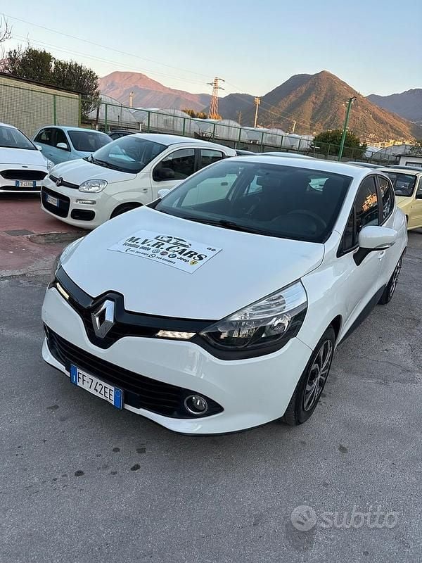 Usata Renault Clio IV Zen 75 CV (55 kW) 2017 Bianco Berlina