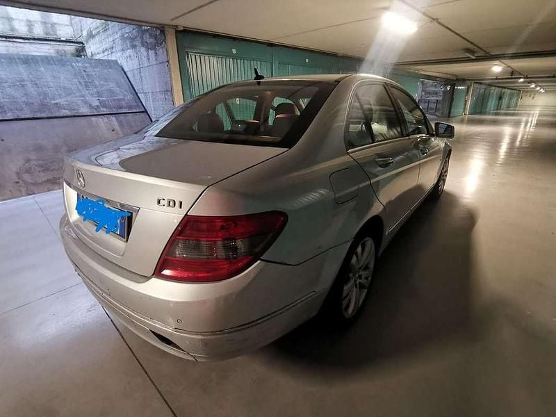 Grigio Usata 2008 Mercedes C220 Avantgarde Berlina | 5000 € (Super prezzo) - Immagine 1/4