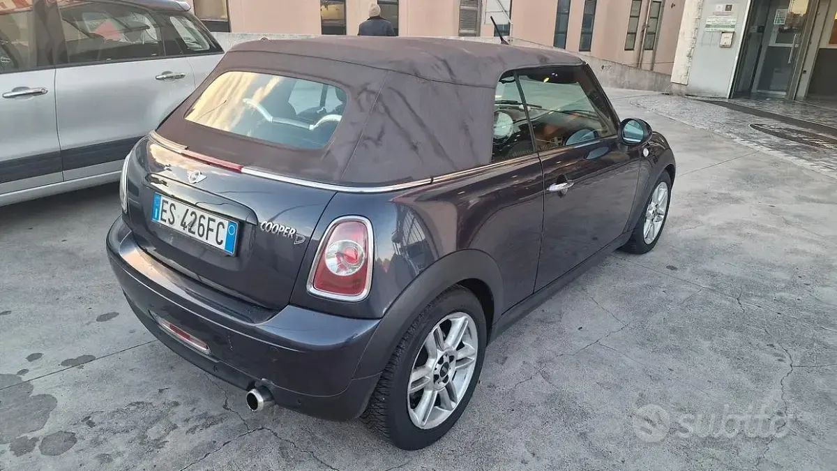 Usata Mini Cooper D Cabriolet 112 CV (82 kW) 2013 Blu Cabrio