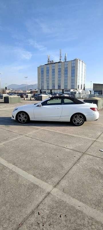 Usata Mercedes E220 Premium 170 CV (125 kW) 2016 Bianco Cabrio