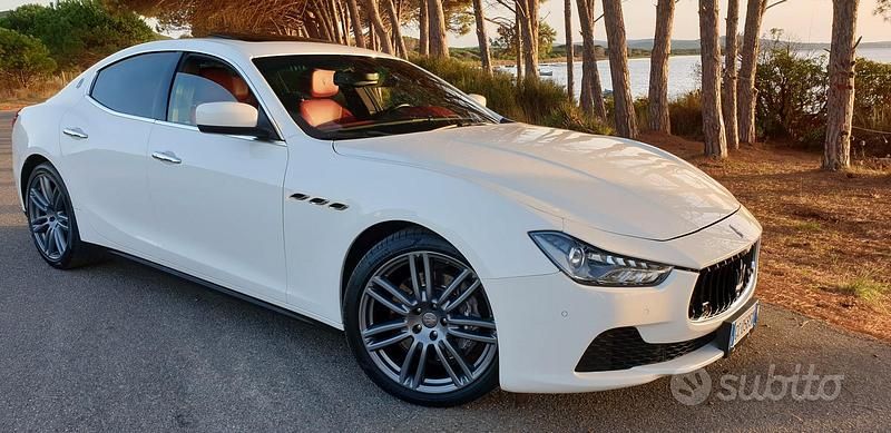 Usata Maserati Ghibli 275 CV (202 kW) 2015 Bianco Berlina