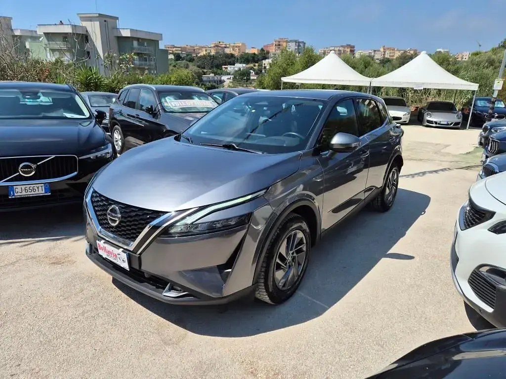 Usata Nissan Qashqai 140 CV (102 kW) 2022 Grigio SUV