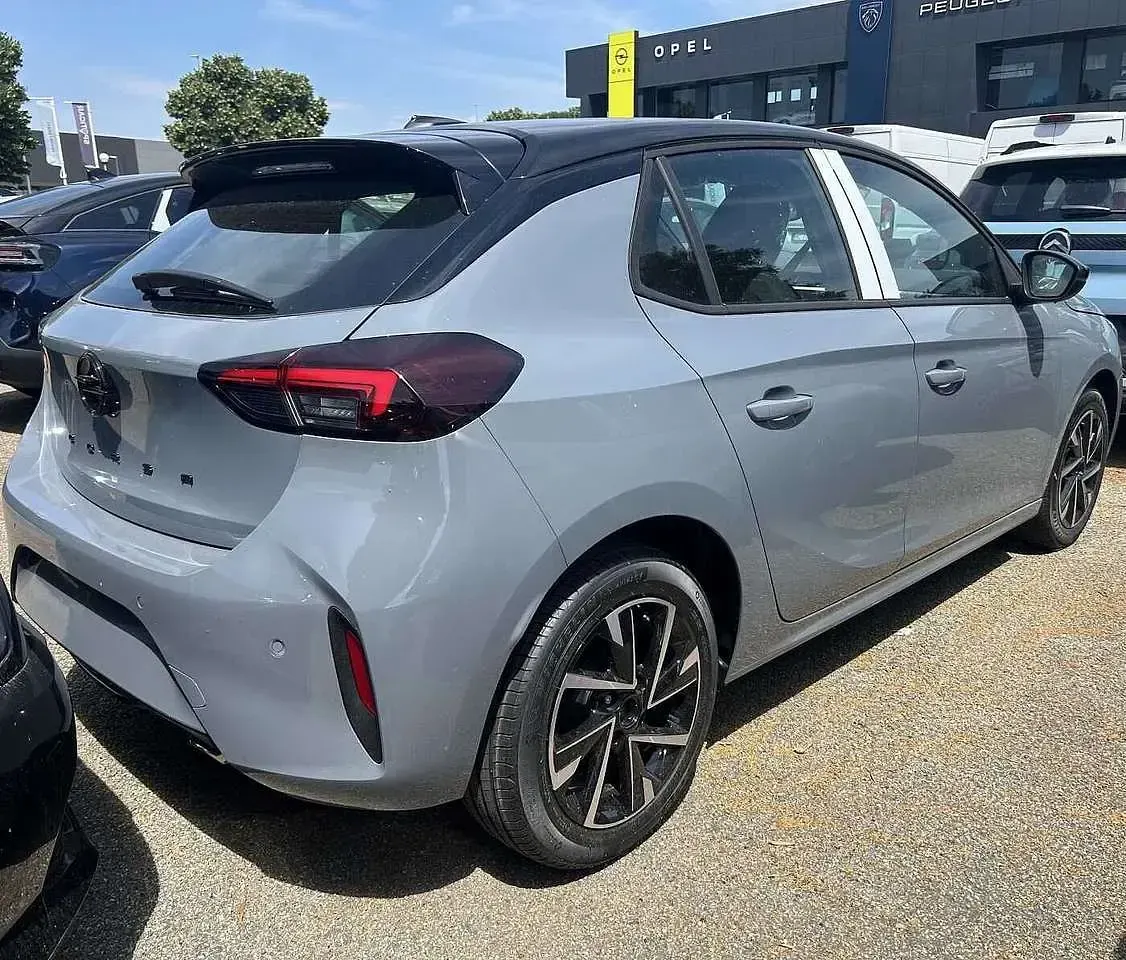 Nuova Opel Corsa 101 CV (74 kW) 2026 Kontur white Utilitaria