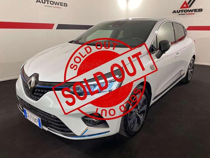 Bianco Usata 2021 Renault Clio V Initiale Paris Tre volumi | 15.800 € (Buon prezzo) - Immagine 1/4