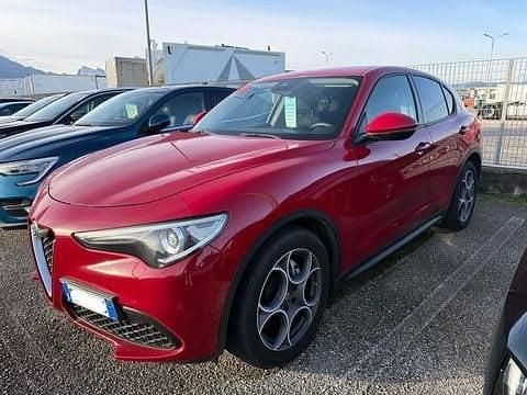Usata Alfa Romeo Stelvio Tech Edition 160 CV (117 kW) 2019 Rosso SUV