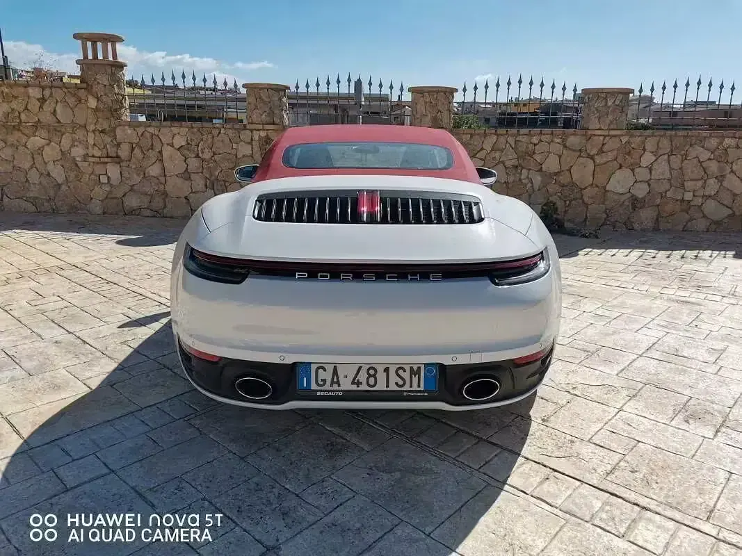Usata Porsche 911 Carrera Cabriolet 385 CV (283 kW) 2020 Bianco Cabrio