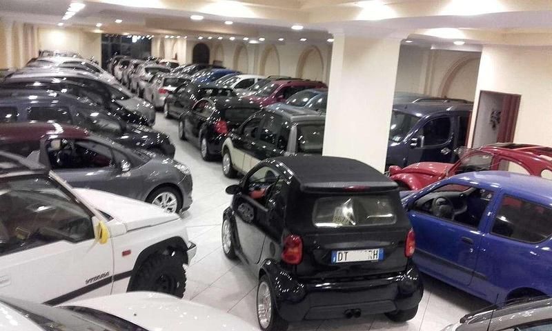 Usata Hyundai i10 Style 75 CV (55 kW) 2010 Argento Utilitaria