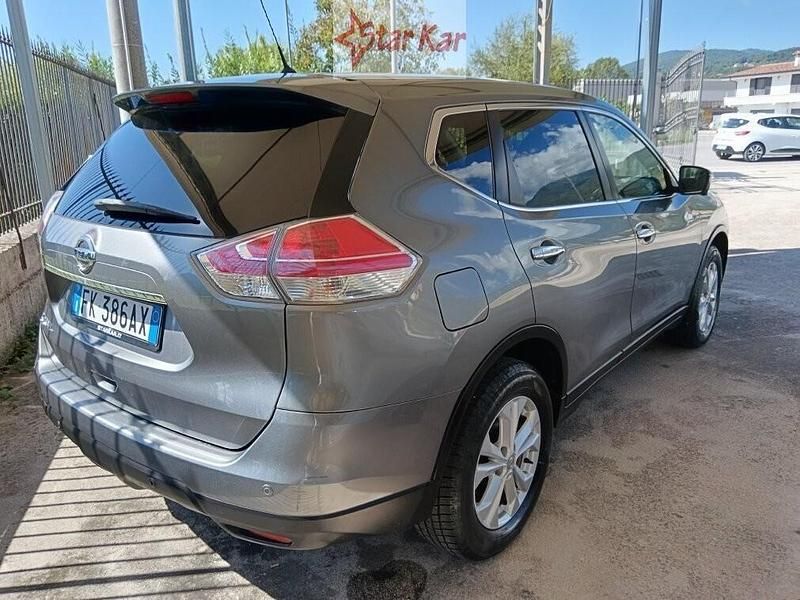Usata Nissan X-Trail N-Vision 131 CV (96 kW) 2017 Grigio SUV