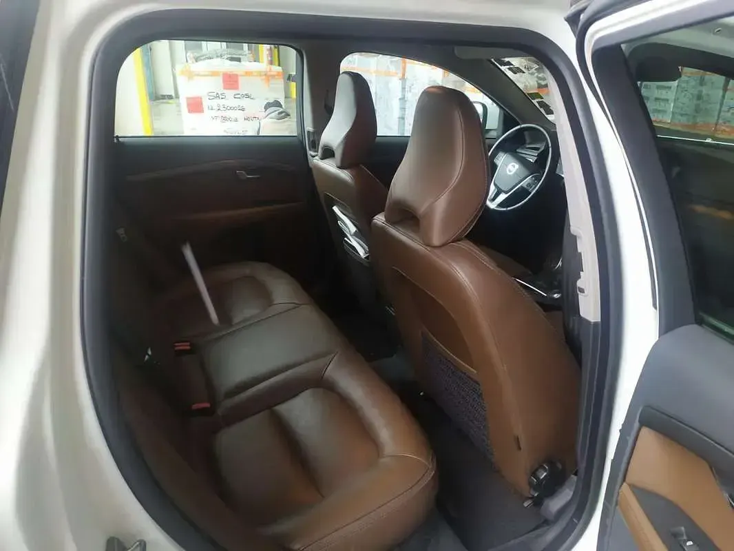Usata Volvo XC70 Summum 181 CV (133 kW) 2016 Station wagon