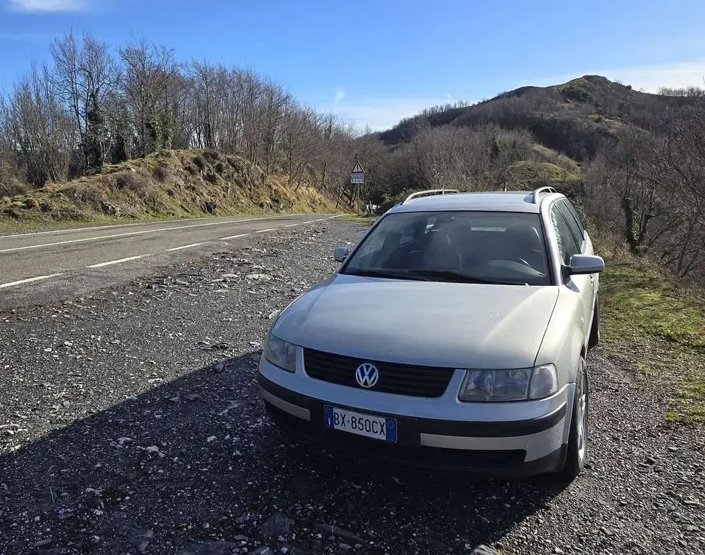 Usata VW Passat Highline 110 CV (80 kW) 1998 Station wagon