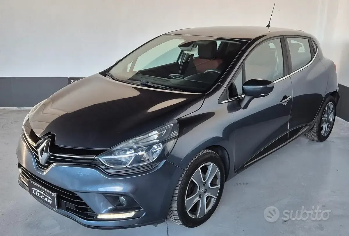 Usata Renault Clio IV 75 CV (55 kW) 2017 Blu Berlina