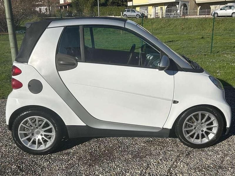 Usata Smart ForTwo Cabrio Passion 71 CV (52 kW) 2008 Bianco Cabrio