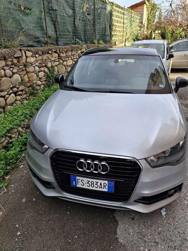 Usata Audi A1 Sportback S-Line 90 CV (66 kW) 2013 Argento Utilitaria