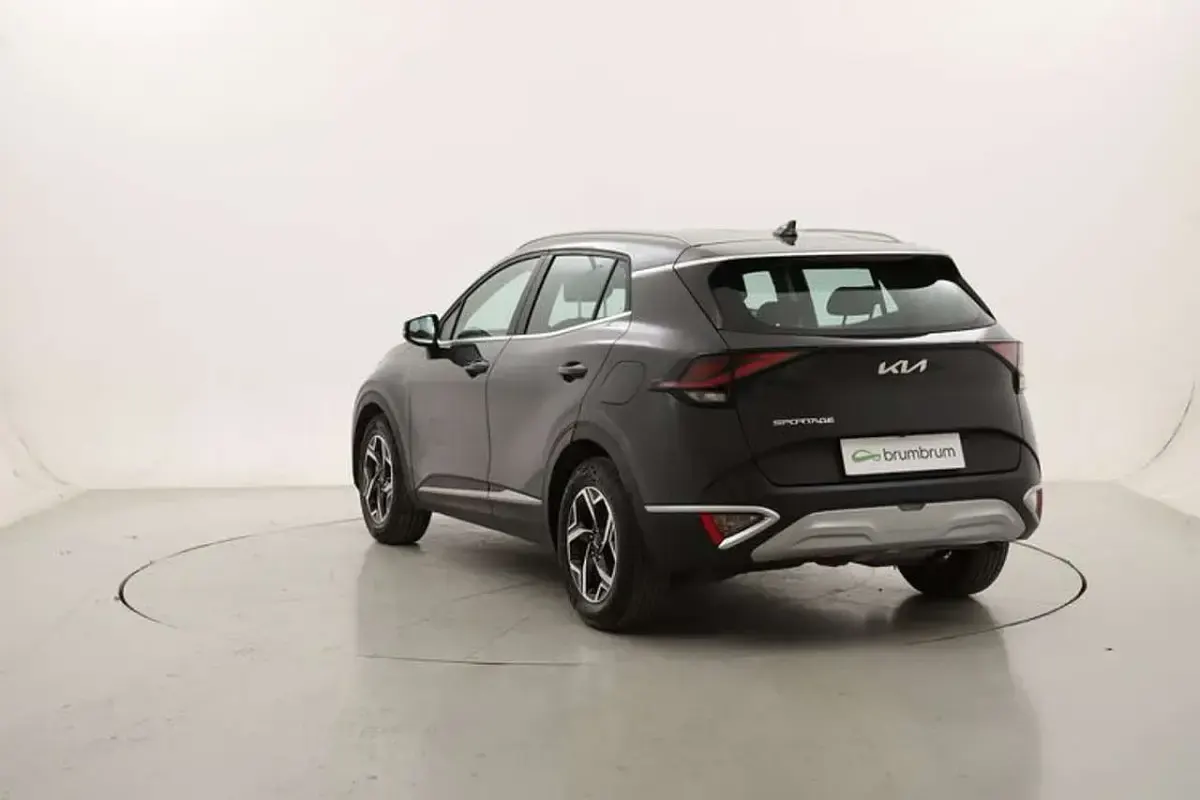 Usata Kia Sportage 136 CV (100 kW) 2022 Grigio SUV