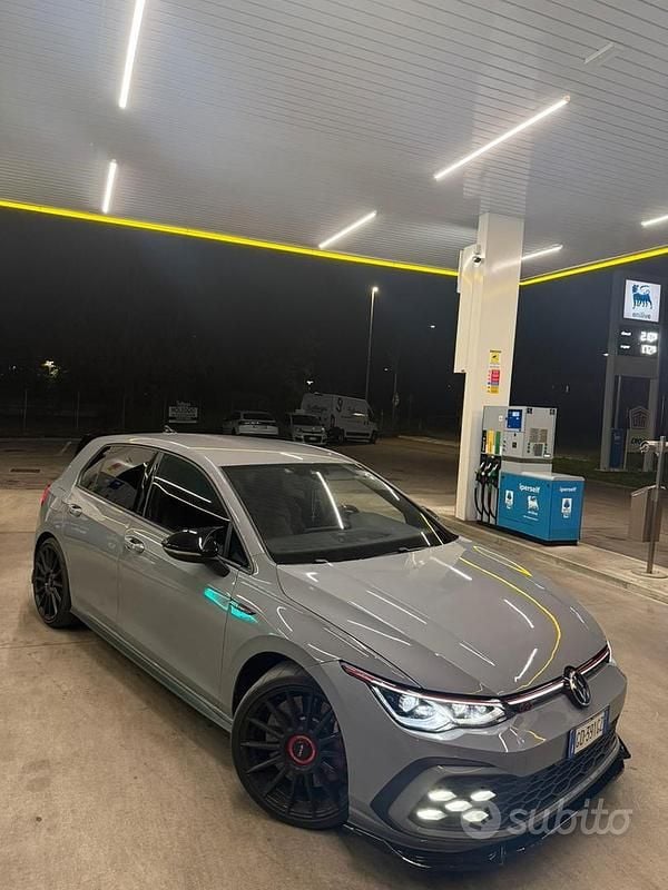 Usata VW Golf VIII GTI 245 CV (180 kW) 2021 Grigio Berlina