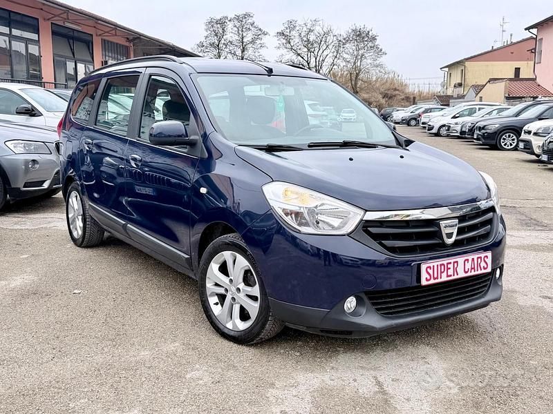 Usata Dacia Lodgy Prestige 116 CV (85 kW) 2016 Blu Monovolume