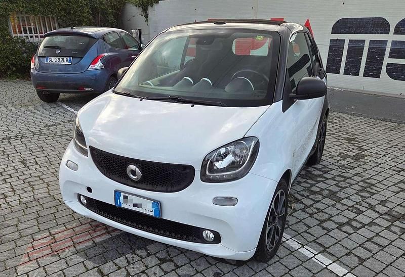 Usata Smart ForTwo Cabrio 71 CV (52 kW) 2017 Bianco Cabrio