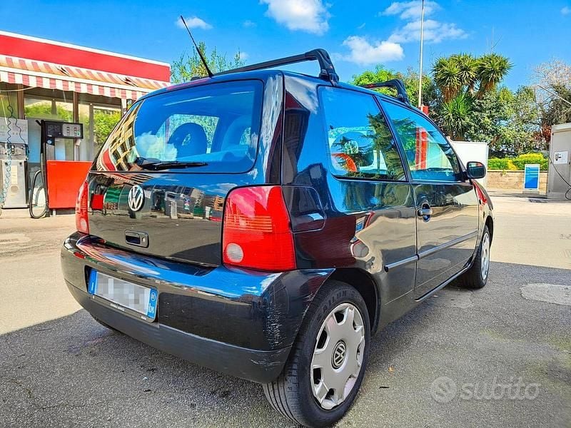 Usata VW Lupo Trendline 60 CV (44 kW) 2001 Nero Utilitaria