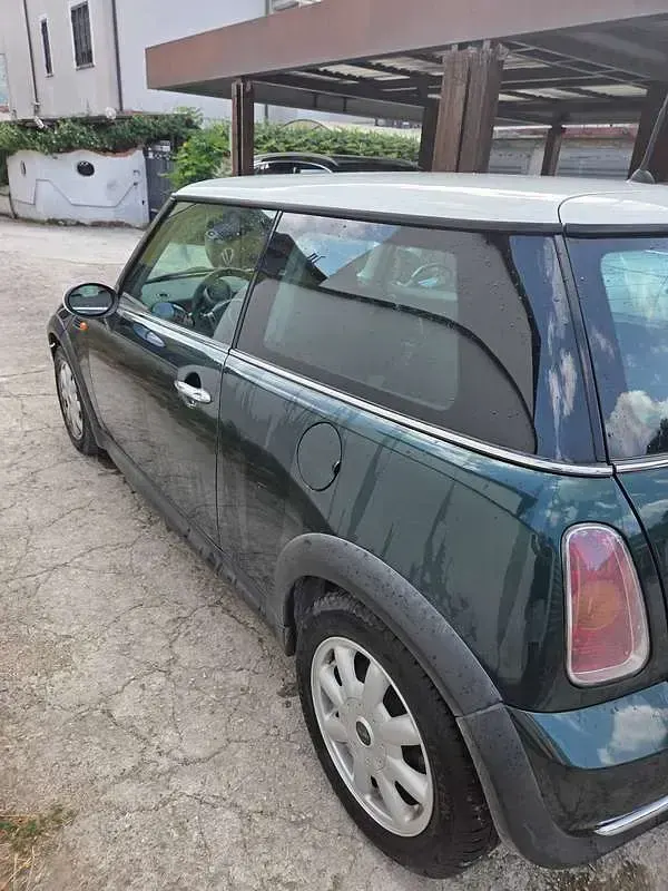 Usata Mini One D 75 CV (55 kW) 2004 Verde Utilitaria