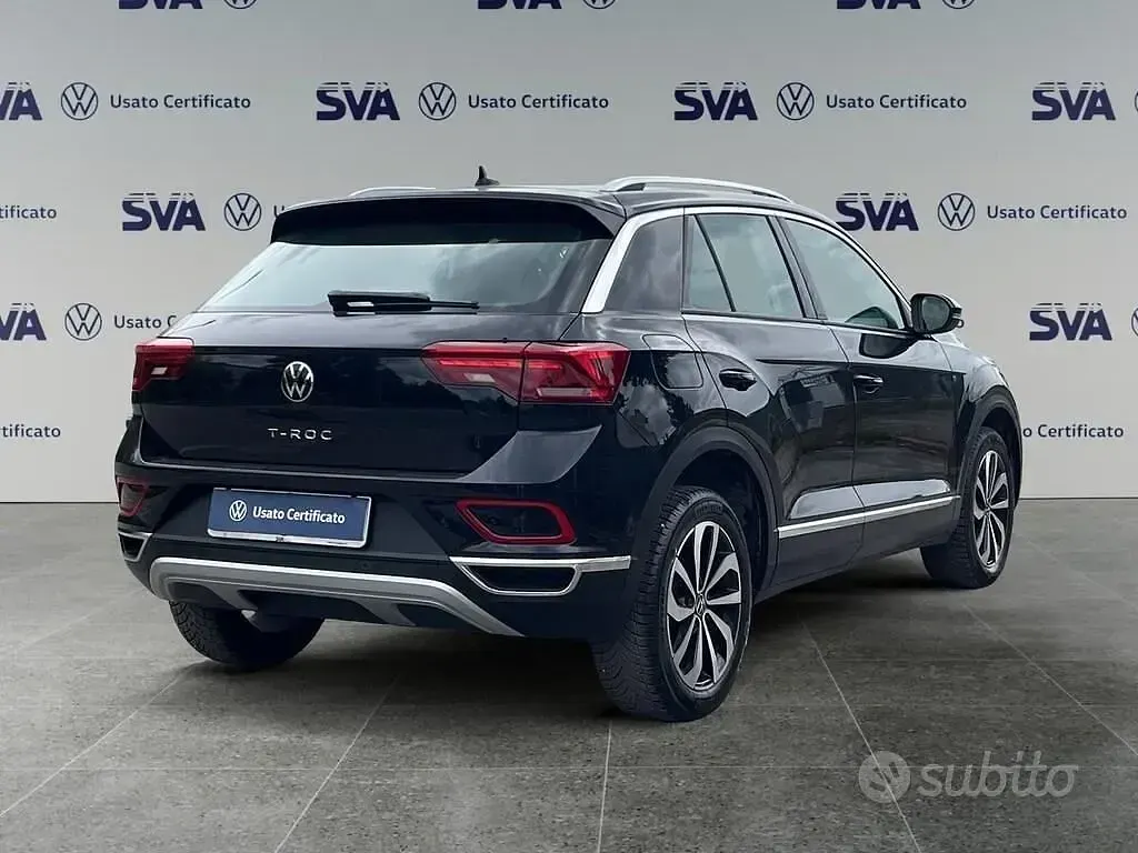 Usata VW T-Roc Style 110 CV (80 kW) 2023 Nero SUV