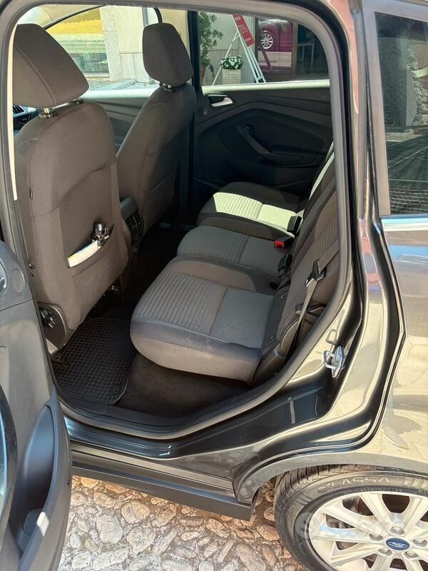 Usata Ford C-MAX 125 CV (91 kW) 2017 Grigio Monovolume