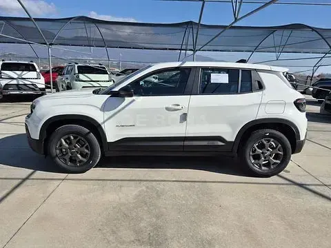 Nuova Jeep Avenger Longitude 101 CV (74 kW) 2026 SUV