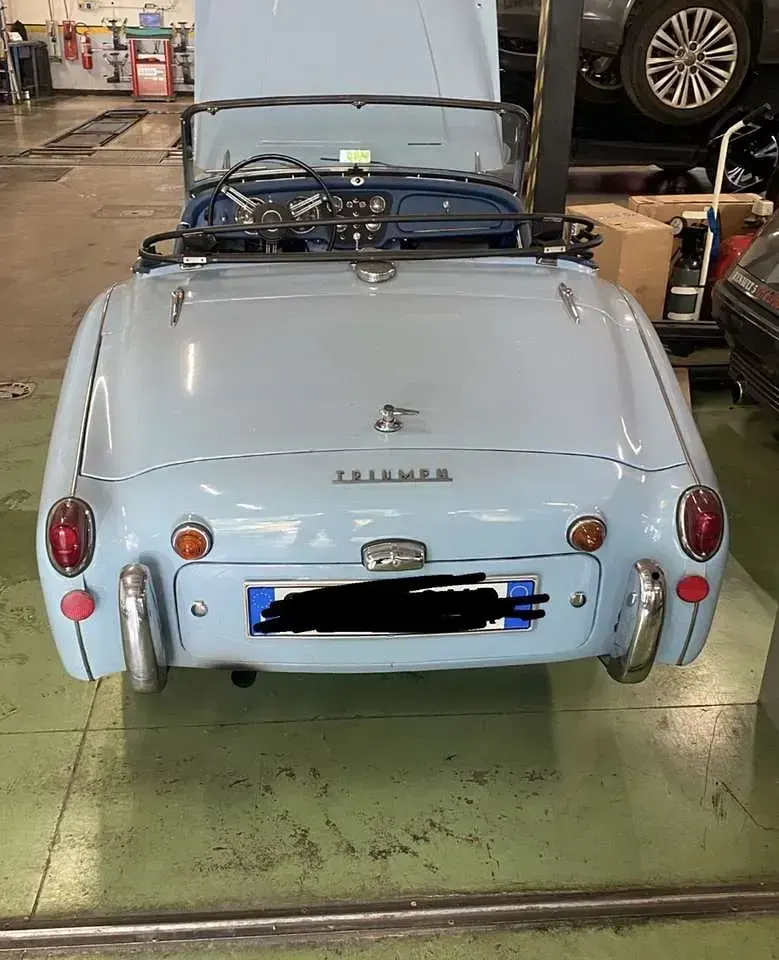 Usata Triumph TR3 90 CV (66 kW) 1959 Blu/azzurro Cabrio