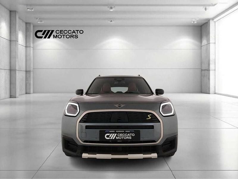 Usata Mini Cooper S Countryman Favoured 230 kW (313 CV) 2025 Smokey green SUV