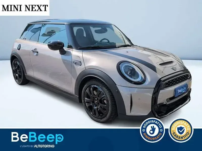 Usata Mini Cooper S Classic 178 CV (130 kW) 2024 Grigio metallizzato Utilitaria