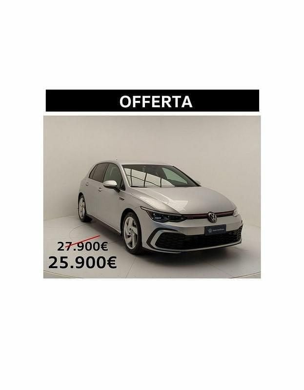 Usata VW Golf VIII GTI 245 CV (180 kW) 2022 Reflex silver Utilitaria