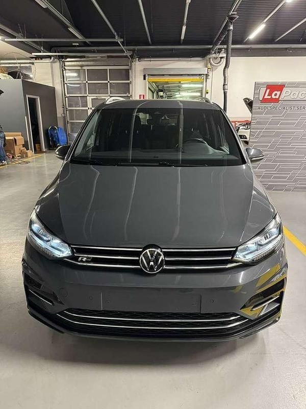 Usata VW Touran R-line 150 CV (110 kW) 2023 Grigio Monovolume