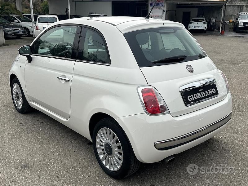Usata Fiat 500 Lounge 69 CV (50 kW) 2009 Bianco Cabrio
