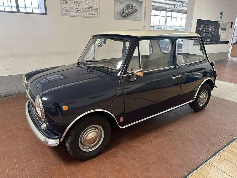 Usata Innocenti Mini 52 CV (38 kW) 1974 Blu/azzurro Utilitaria
