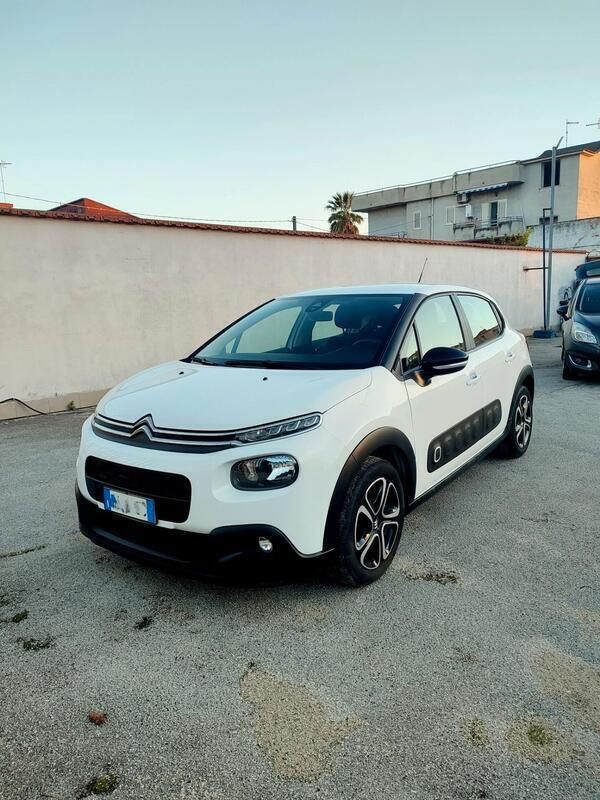 Usata Citroën C3 Feel 68 CV (50 kW) 2019 Bianco Utilitaria