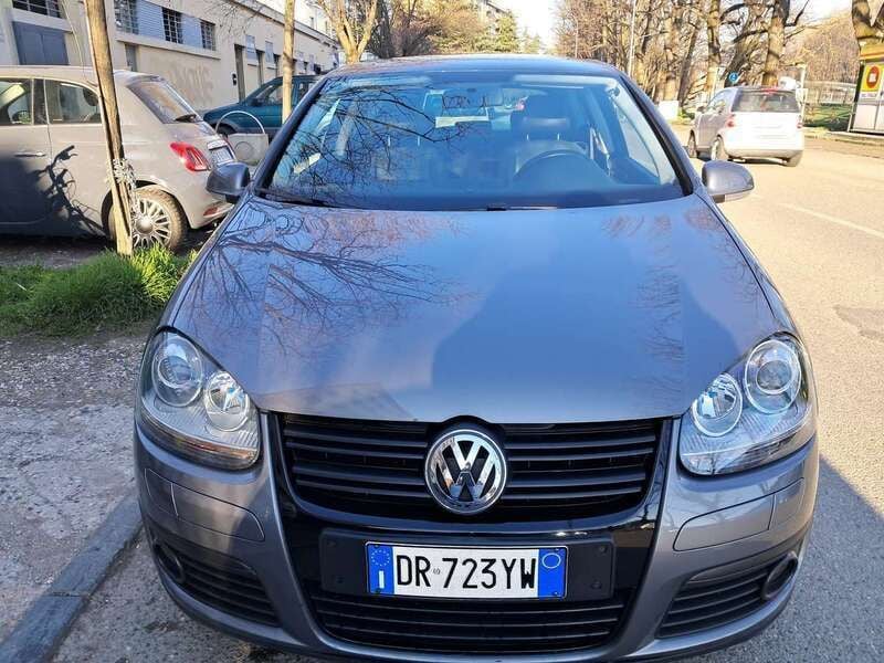 Grigio Usata 2008 VW Golf VI GT Tre volumi | 5950 € (Buon prezzo) - Immagine 1/4