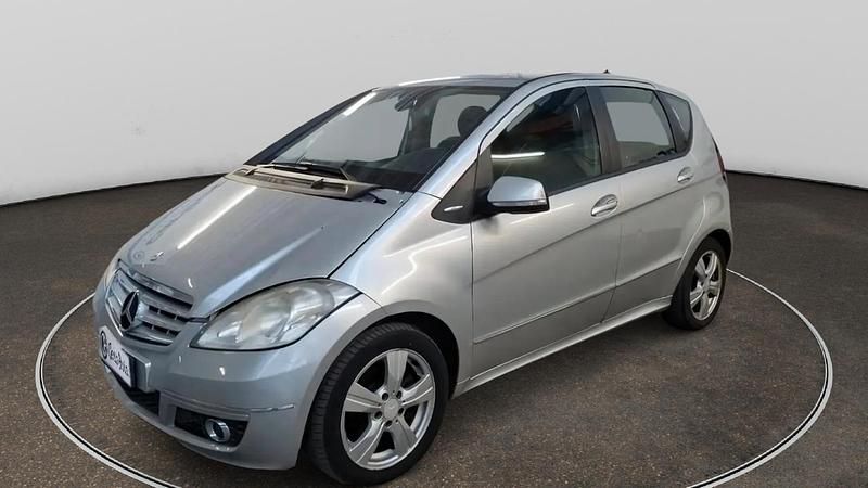 Usata Mercedes A180 Avantgarde 108 CV (79 kW) 2008 Argento Berlina