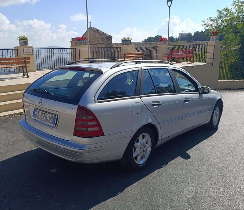 Occasion Mercedes C220 Elegance 143 ch (105 kW) 2001 Gris Break