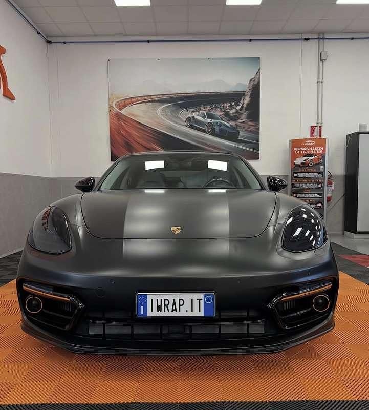 Usata Porsche Panamera Turbo Sport Turismo 549 CV (403 kW) 2018 Berlina