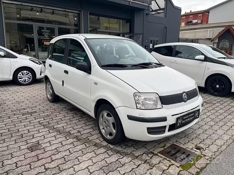 Usata Fiat Panda Active 54 CV (39 kW) 2006 Bianco Utilitaria