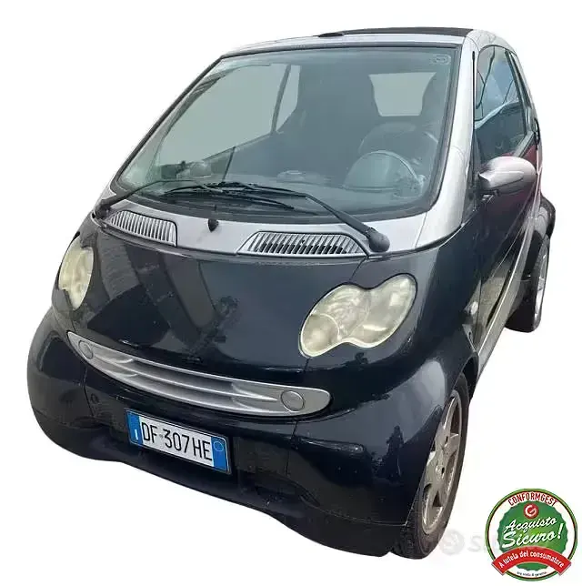 Usata Smart ForTwo Cabrio Passion 61 CV (44 kW) 2004 Nero Cabrio