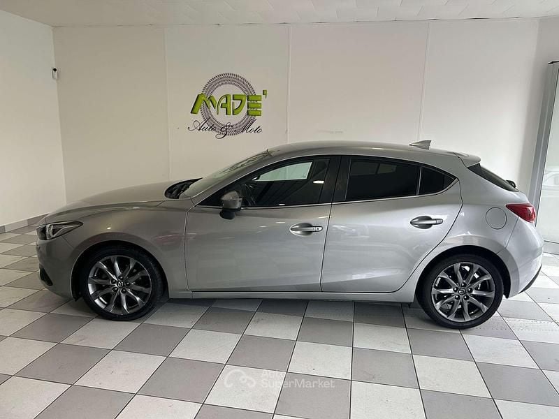 Usata Mazda 3 Exceed 150 CV (110 kW) 2016 Grigio Berlina